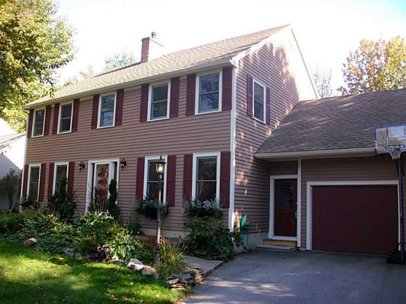 39 Fenton Way Bangor, ME 04401 - Photo 1 of 27 Exterior Front.
