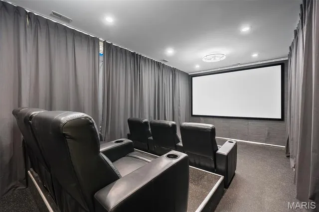 $1,395,000 | 1 Southpoint Place, Washington, MO 63090