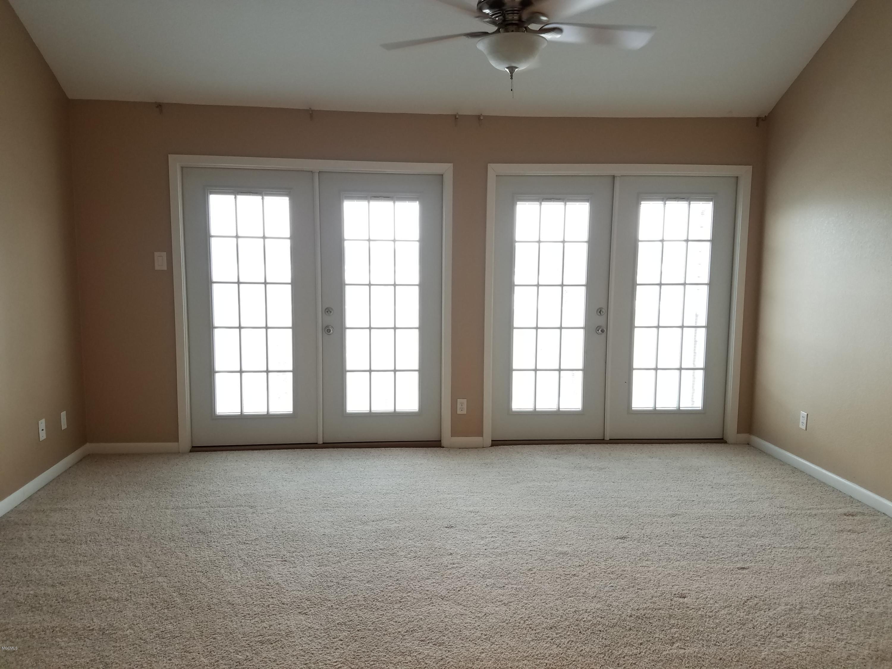 717 Bienville Boulevard, Unit B4 Ocean Springs, MS 39564 - Photo 14 of 24 MASTER 4