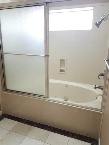 $2,350 | 717 Bienville Boulevard, Unit B4, Ocean Springs, MS 39564