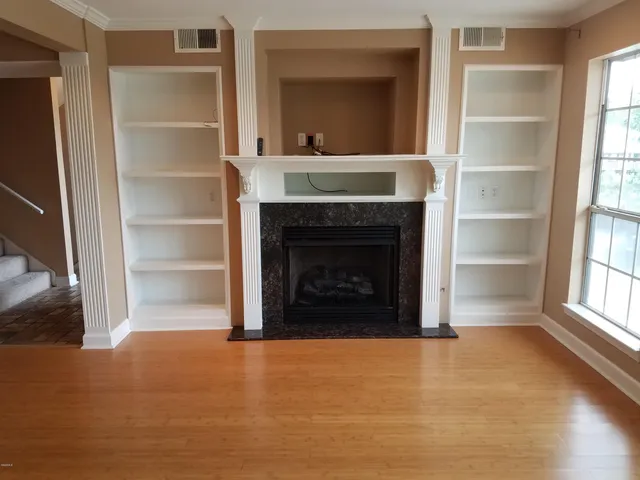 $2,350 | 717 Bienville Boulevard, Unit B4, Ocean Springs, MS 39564