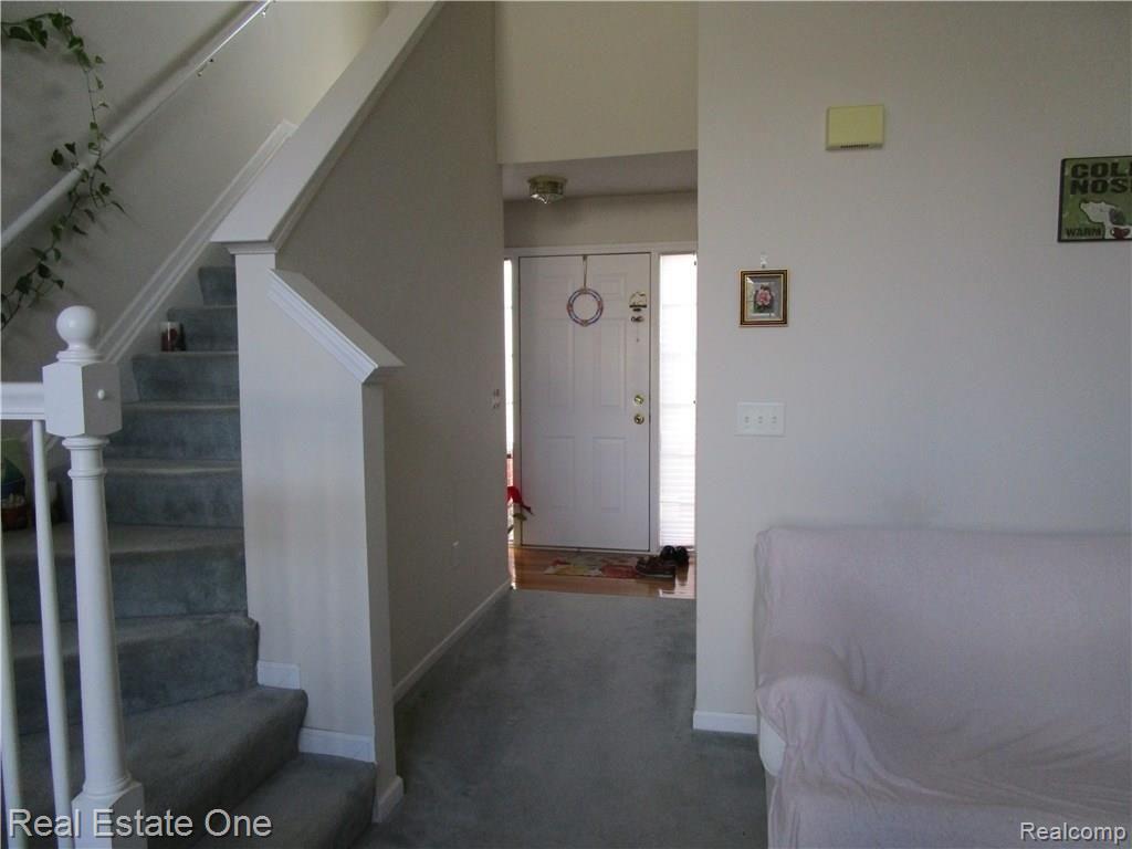 41703 Mitchell Road Novi, MI 48377 - Photo 3 of 11