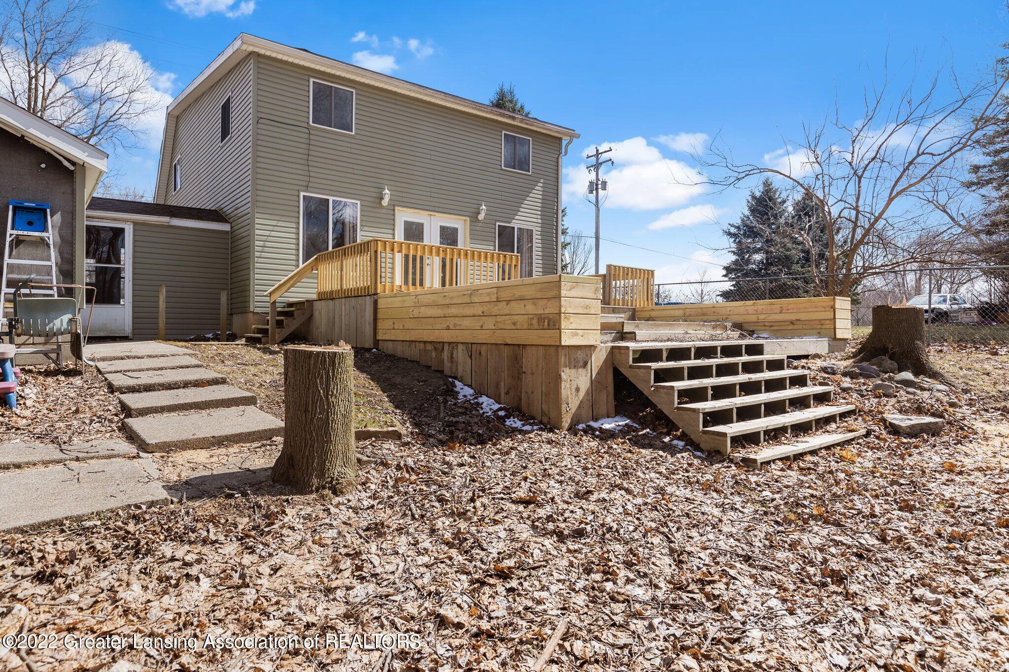 16060 Brook Road Lansing, MI 48906 - Photo 7 of 34 7-web-or-mls-1P6A8022