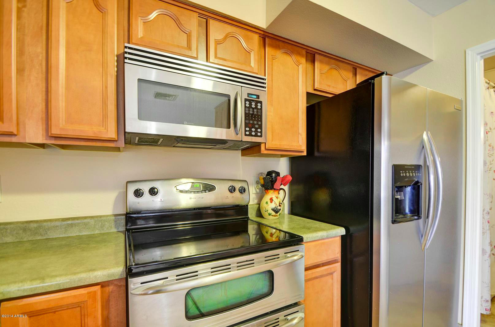2519 West Vineyard Road Tempe, AZ 85282 - Photo 16 of 50 kitchen-6