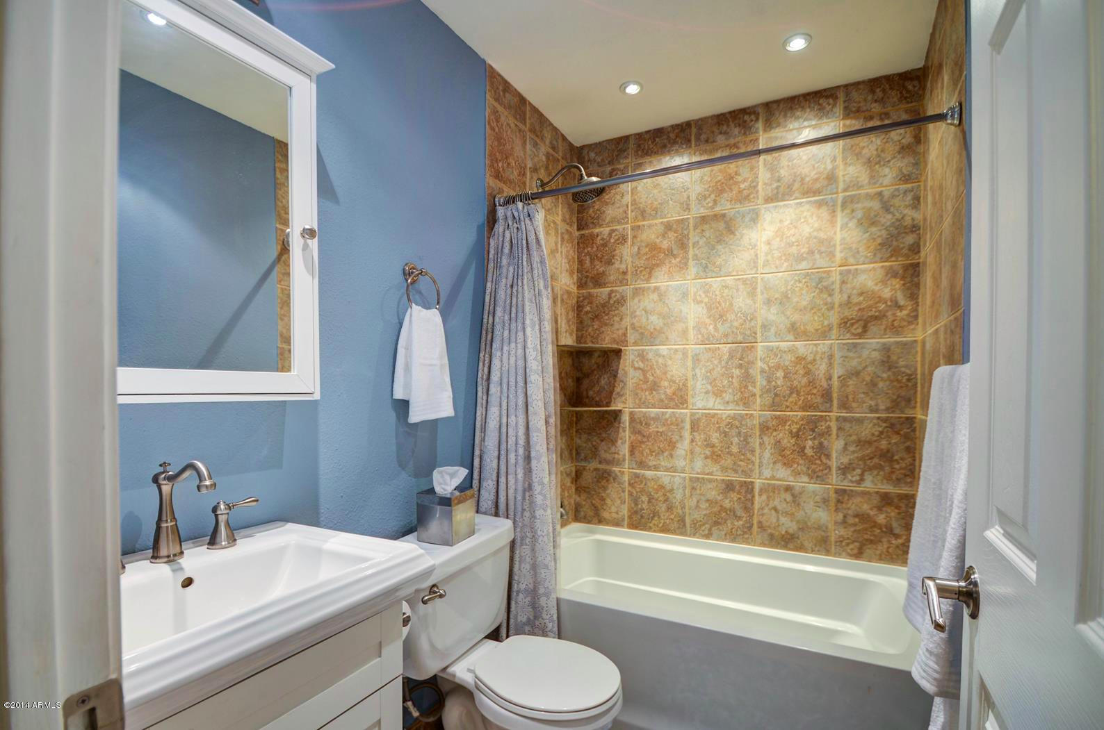 2519 West Vineyard Road Tempe, AZ 85282 - Photo 26 of 50 bathroom 2-pic 1