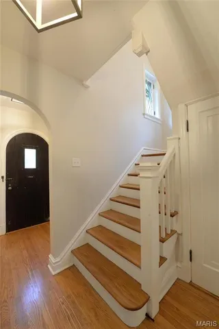 $2,595 | 7342 Carleton Avenue, University City, MO 63130