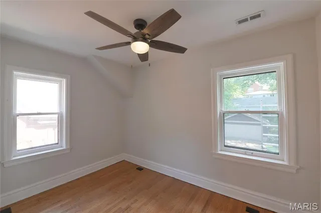 $2,595 | 7342 Carleton Avenue, University City, MO 63130