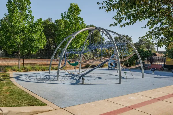 $490,000 | 796 Carbon Court, West Sacramento, CA 95691