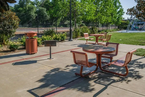 $490,000 | 796 Carbon Court, West Sacramento, CA 95691