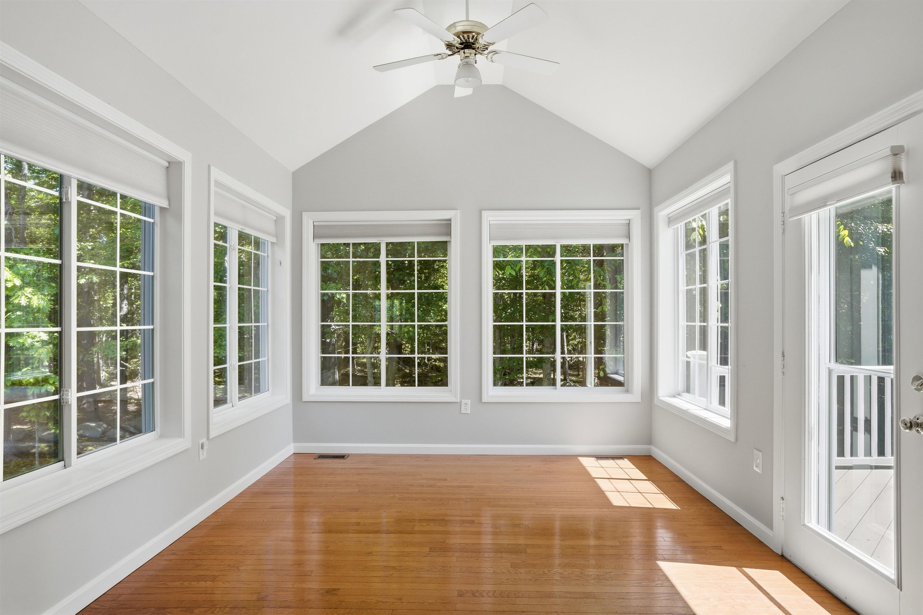 6 Meadowood Drive Exeter, NH 03833 - Photo 20 of 51