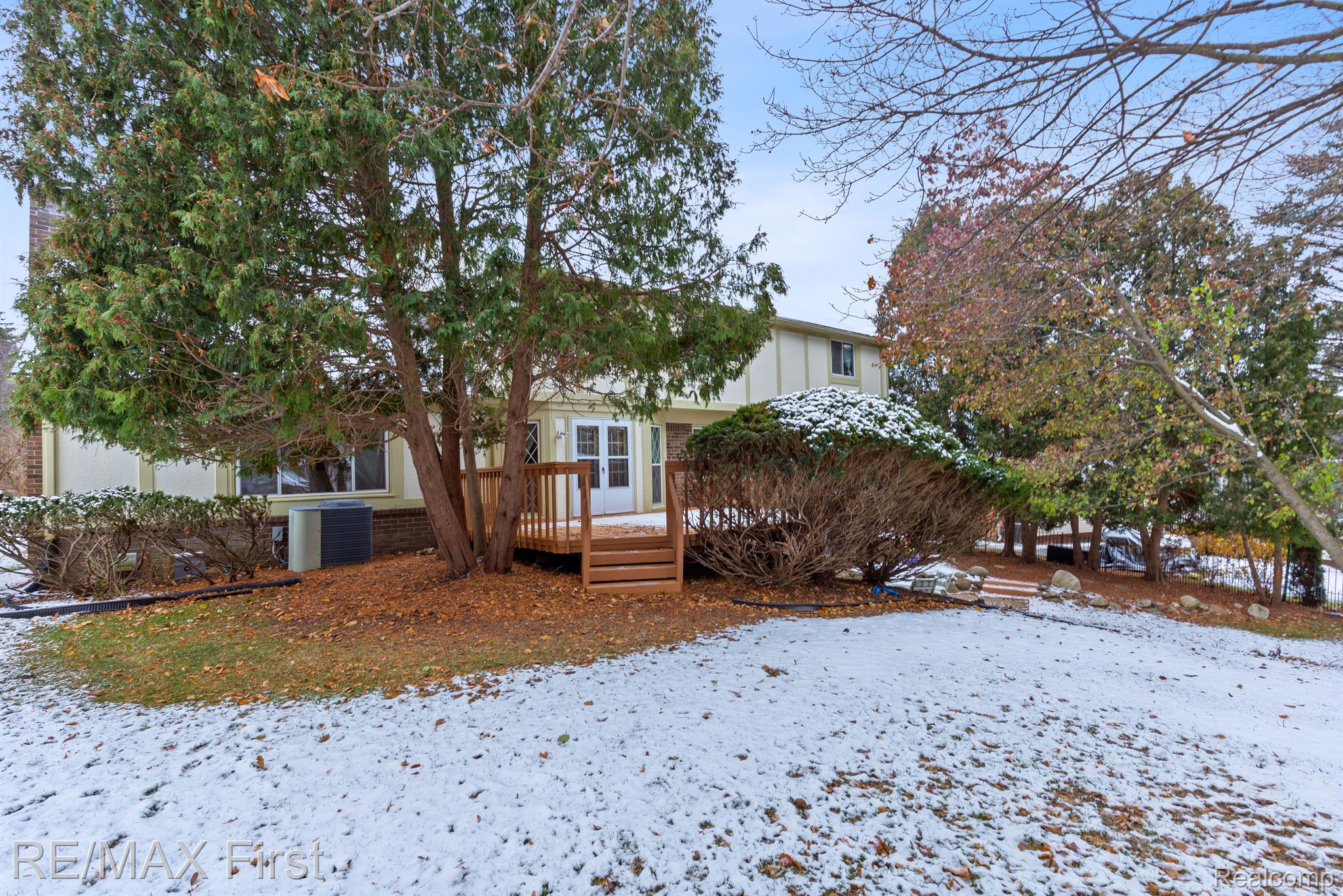 854 Stanford Circle Rochester, MI 48309 - Photo 41 of 45 Gallery Image 41