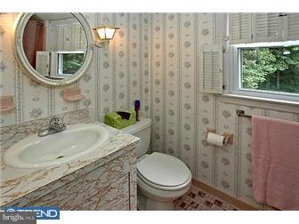 150 Wood Road Springfield, PA 19064 - Photo 9 of 12 Bathroom