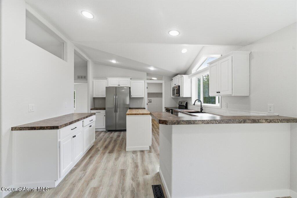 293 Sitting Bull Road Sandpoint, ID 83864 - Photo 9 of 49 037-293SittingBullRoadRoad-Sandpoint-ID-