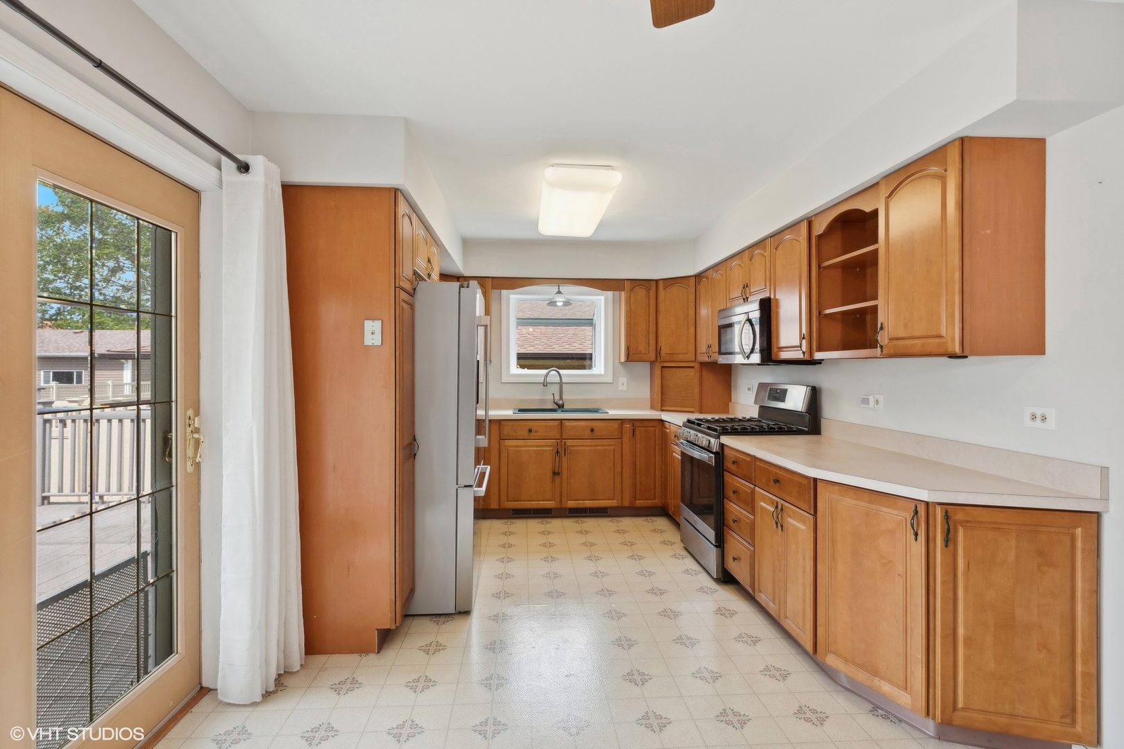 15300 Walnut Road Oak Forest, IL 60452 - Photo 5 of 31 Gallery Image 5