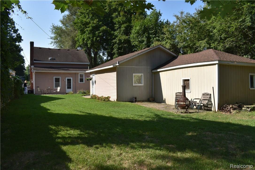 7720 Bridge Road Waterford, MI 48329 - Photo 5 of 21 DSC_0292.JPG