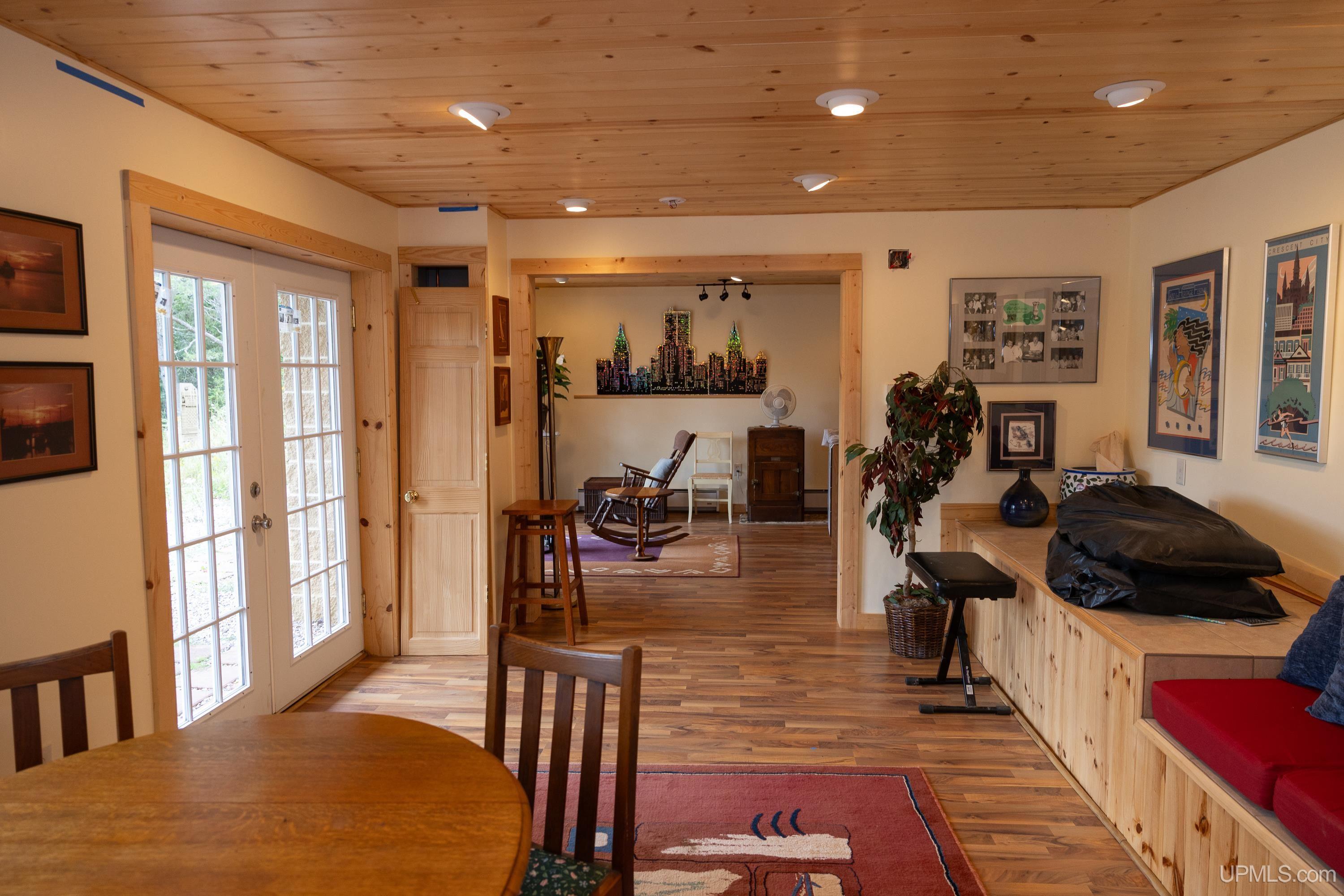13784 River Road Republic, MI 49879 - Photo 43 of 47 Gallery Image 43