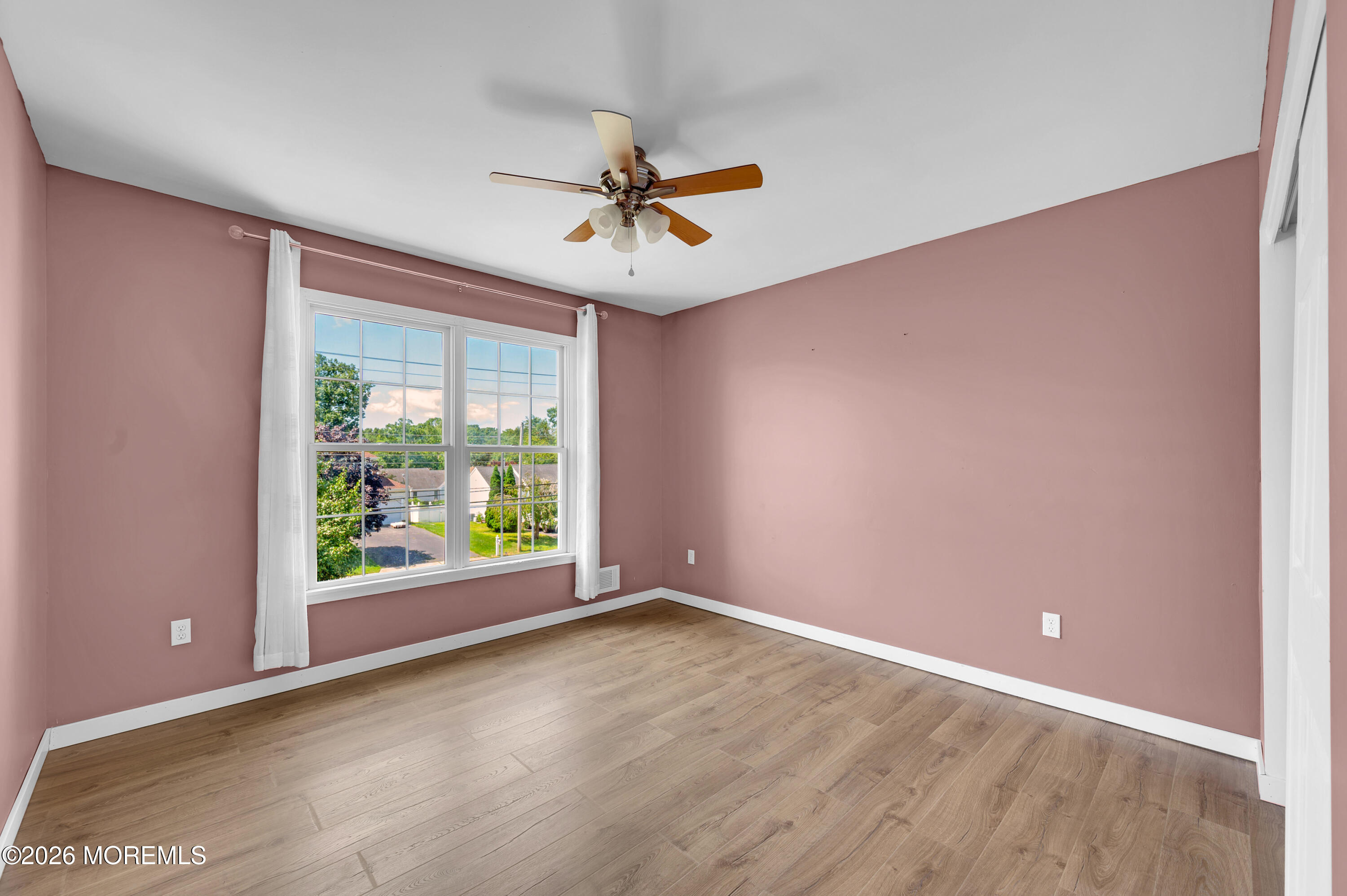 248 Compass Road Manahawkin, NJ 08050 - Photo 32 of 41 Bed 1