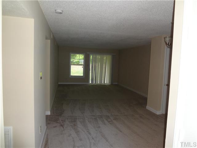 2514 Avent Ferry Road, Unit 103 Raleigh, NC 27606 - Photo 2 of 6 Living Room