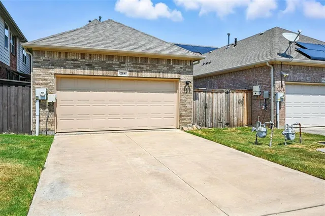 $435,000 | 218 Wallington Way, Lewisville, TX 75067