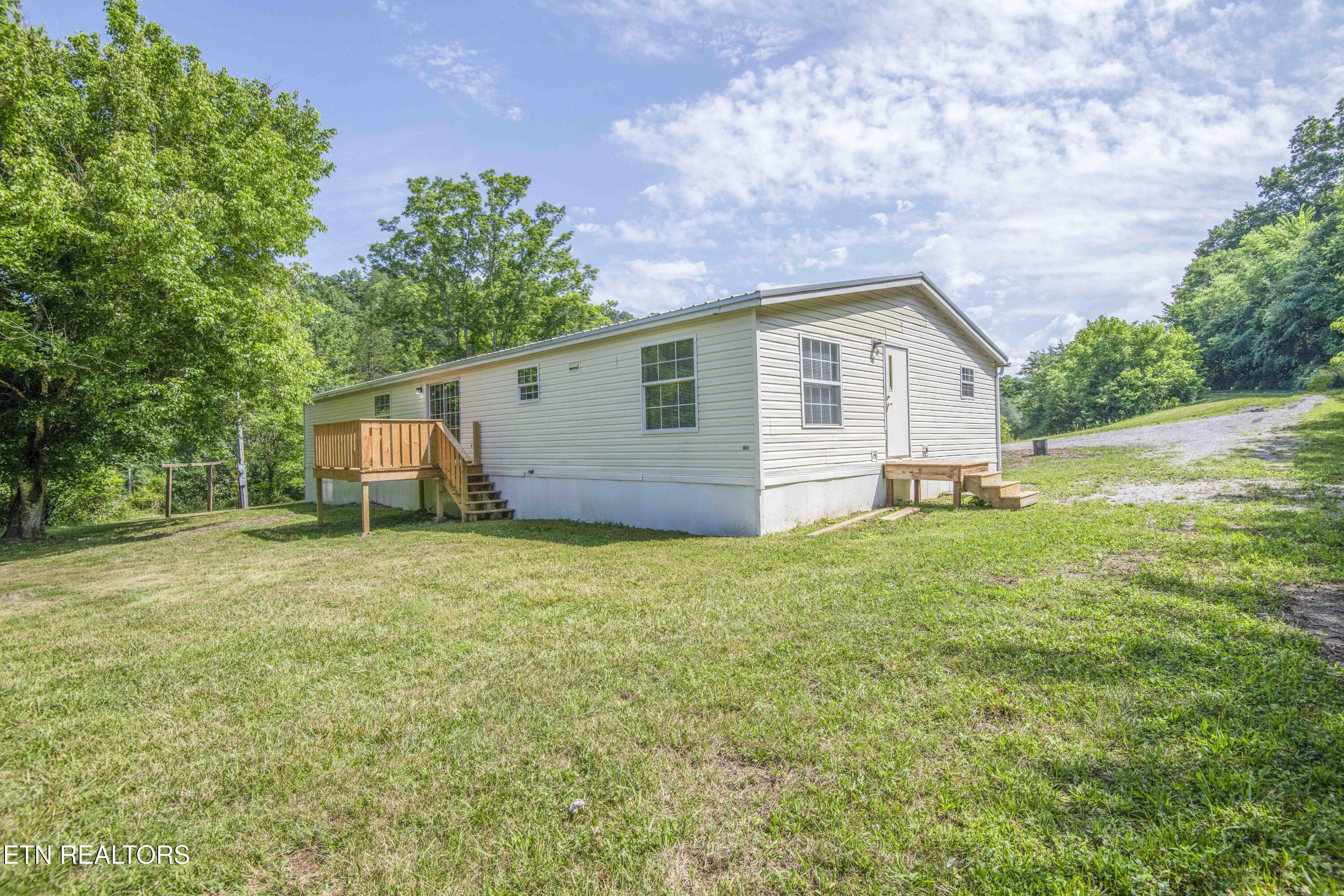 1587 Lower Caney Valley Road Tazewell, TN 37879 - Photo 31 of 42 yard 9_1