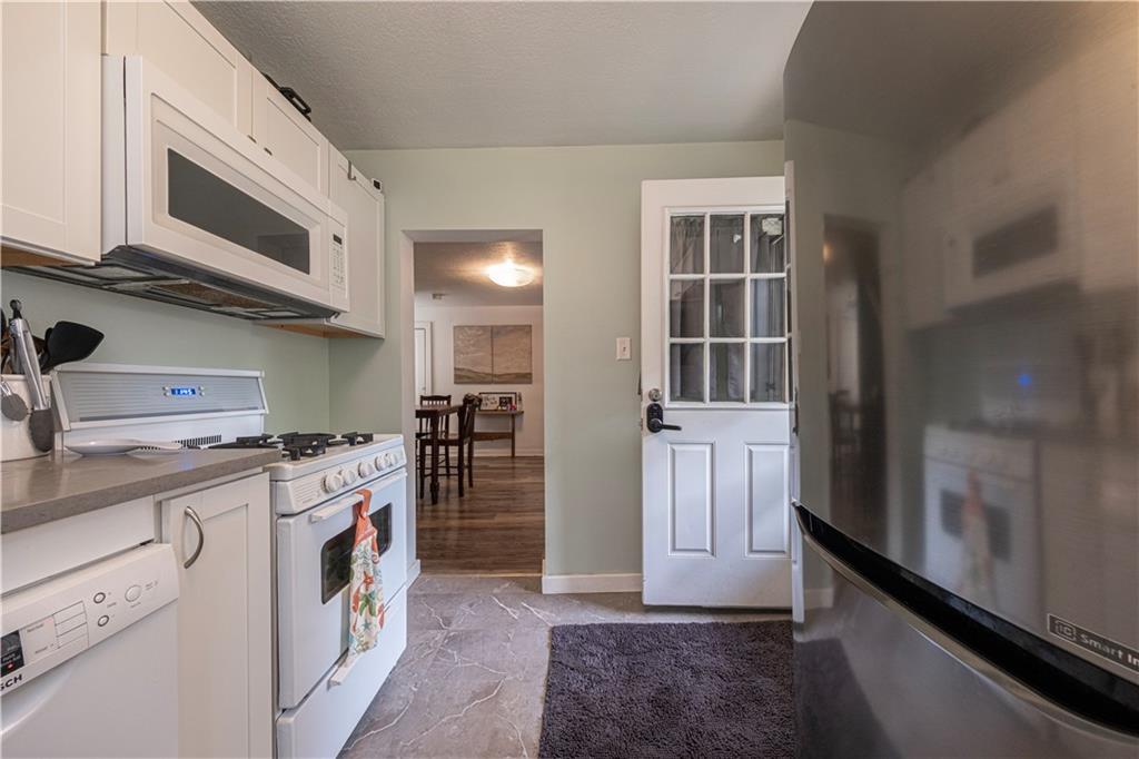 520 Jackson Street Rochester, PA 15074 - Photo 9 of 18
