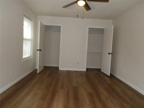 $1,700 | 5917 Red River Drive, Dickinson, TX 77539