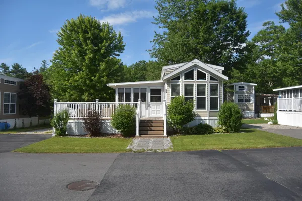 $80,000 | 1 Seacoast Lane, Unit 53, Old Orchard Beach, ME 04064