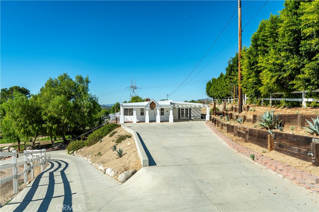 10161 Foothill Boulevard Sylmar, CA 91342 - Photo 3 of 65 a view of yard with patio
