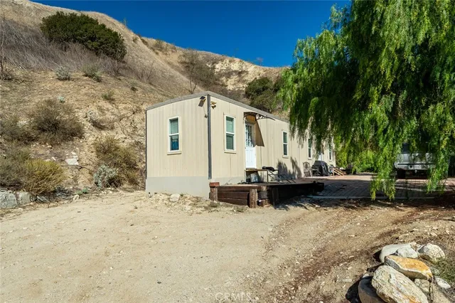 $2,295,000 | 10161 Foothill Boulevard, Sylmar, CA 91342