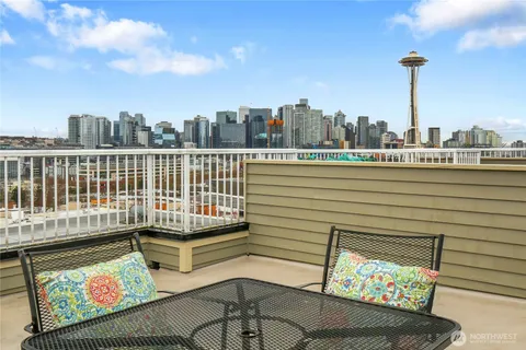 $995,000 | 815 2nd Avenue North, Unit A, Seattle, WA 98109