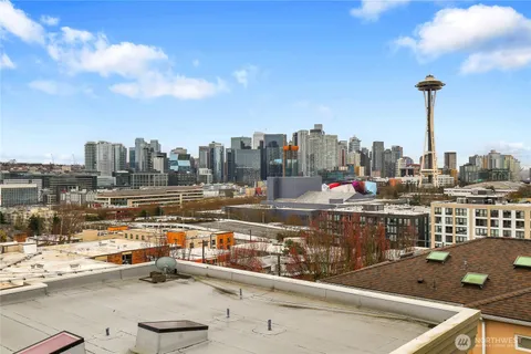 $995,000 | 815 2nd Avenue North, Unit A, Seattle, WA 98109