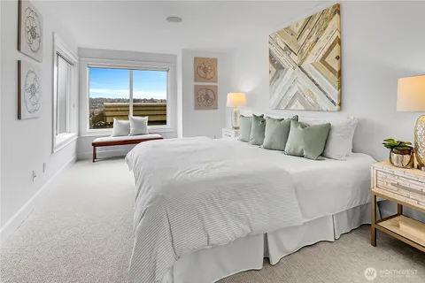 $995,000 | 815 2nd Avenue North, Unit A, Seattle, WA 98109