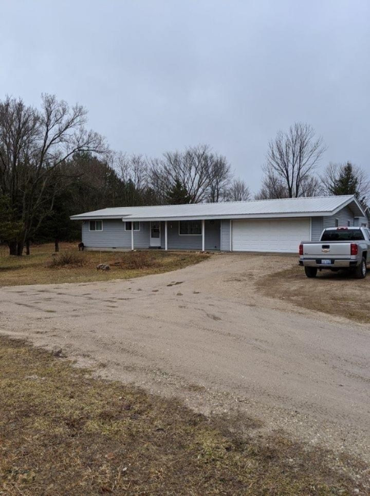 12020 Marilla Road Copemish, MI 49625 - Photo 5 of 25 UNADJUSTEDNONRAW_thumb_4ff2