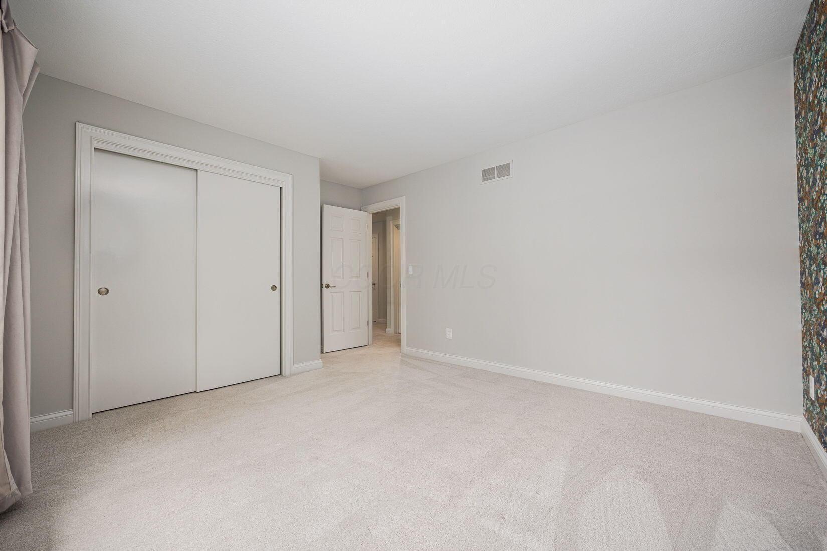 382 Beecher Road Columbus, OH 43230 - Photo 57 of 81 58-web-or-mls-Jake Bluvstein - 382 Beech