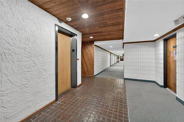 $160,000 | 13610 South Village Drive, Unit 4209, Tampa, FL 33618