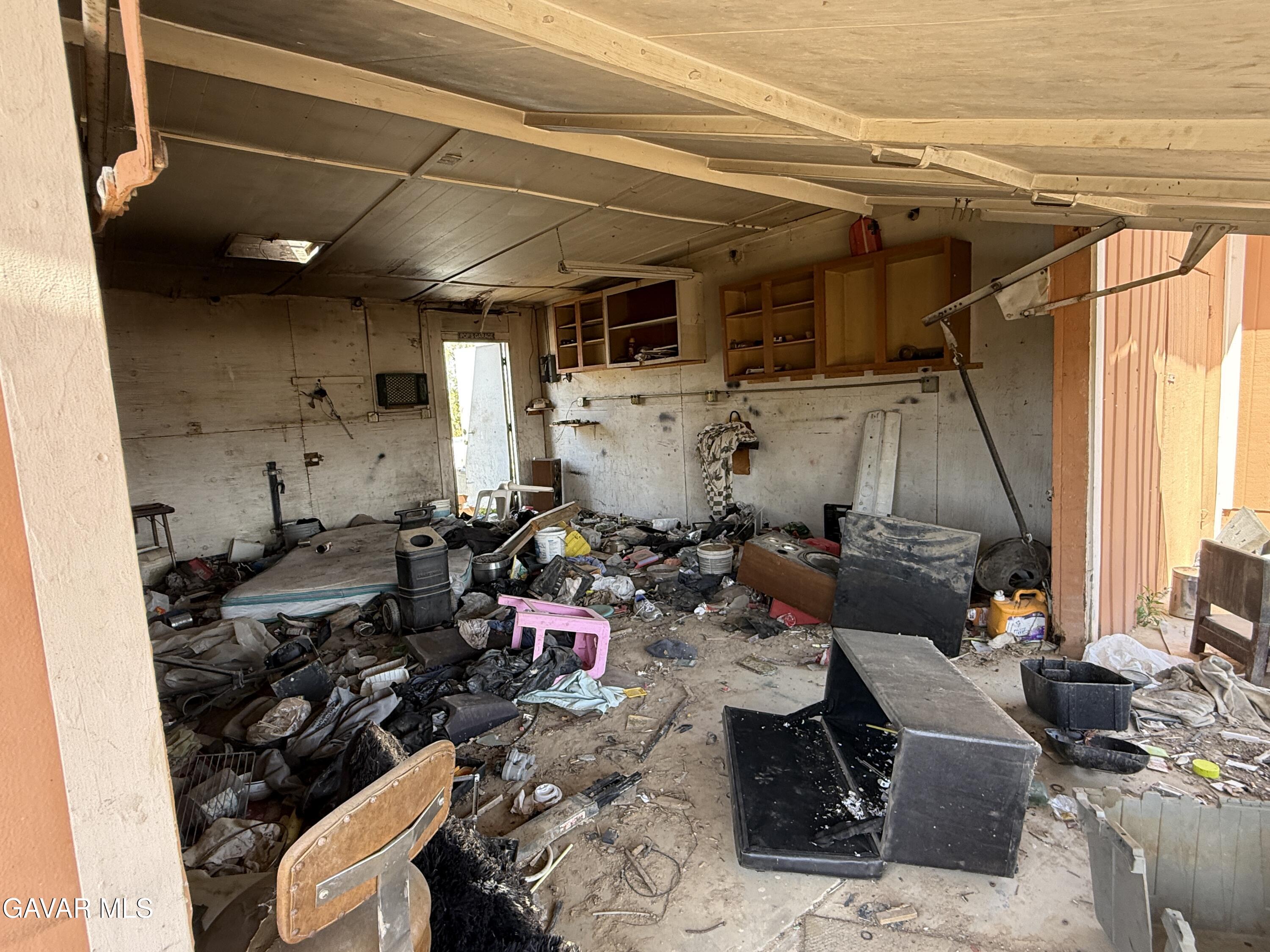 18296 Claymine Road Edwards, CA 93523 - Photo 6 of 9 IMG_1036