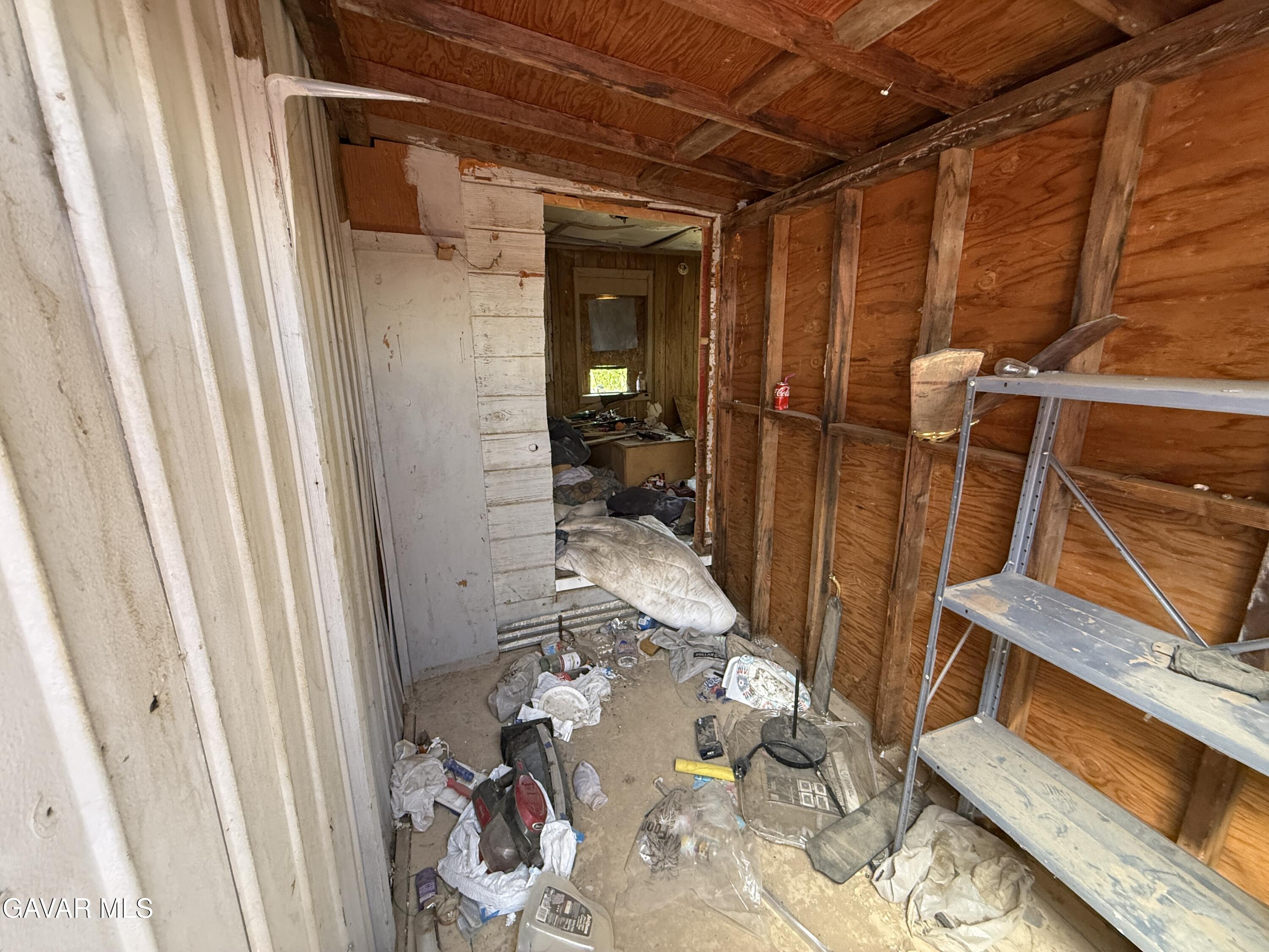 18296 Claymine Road Edwards, CA 93523 - Photo 7 of 9 IMG_1037