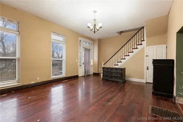 $120,000 | 235 Cherry Street, New Albany, IN 47150