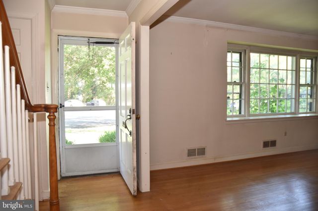 $1,236,000 | 5010 Rockmere Court, Bethesda, MD 20816