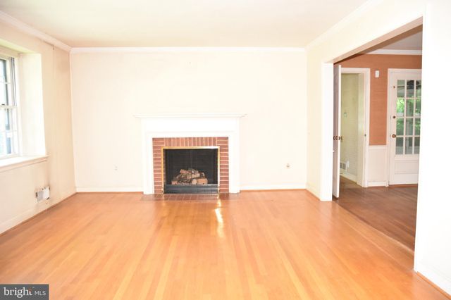 $1,236,000 | 5010 Rockmere Court, Bethesda, MD 20816