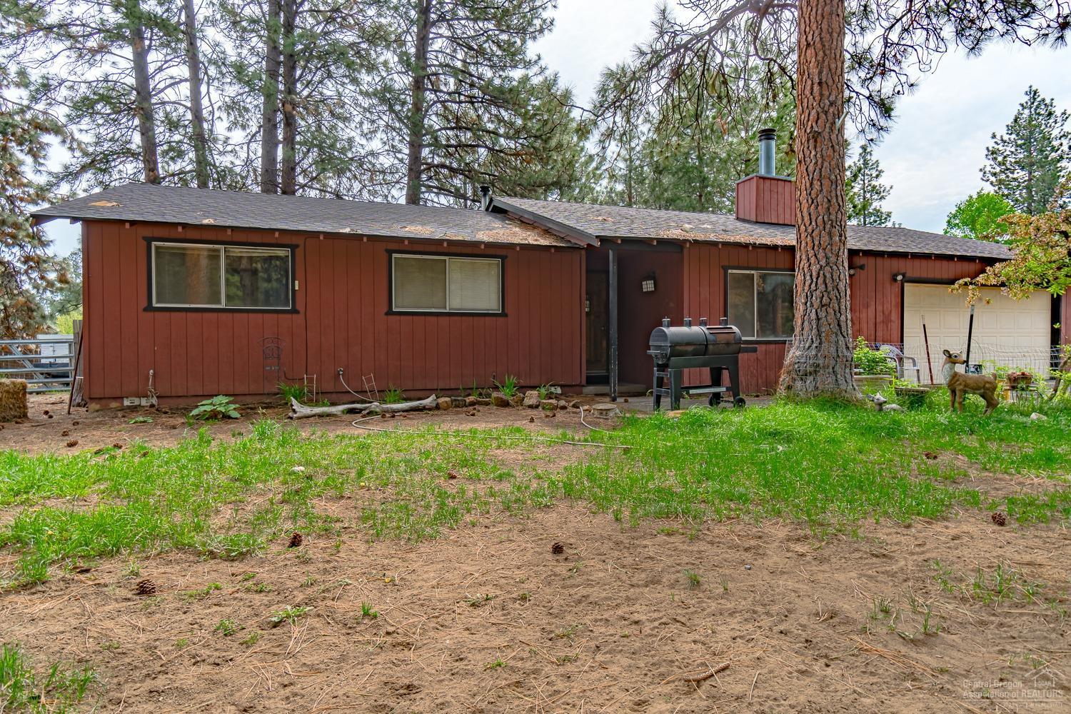 60860 Diamond Road Bend, OR 97702 - Photo 3 of 25 Gallery Image 3