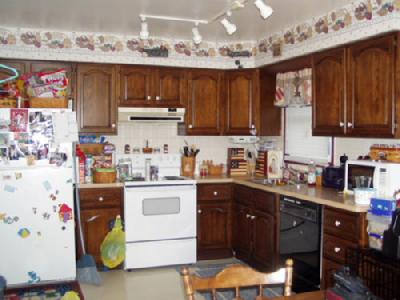 3855 Devonshire Road Bethlehem, PA 18020 - Photo 5 of 9 Kitchen