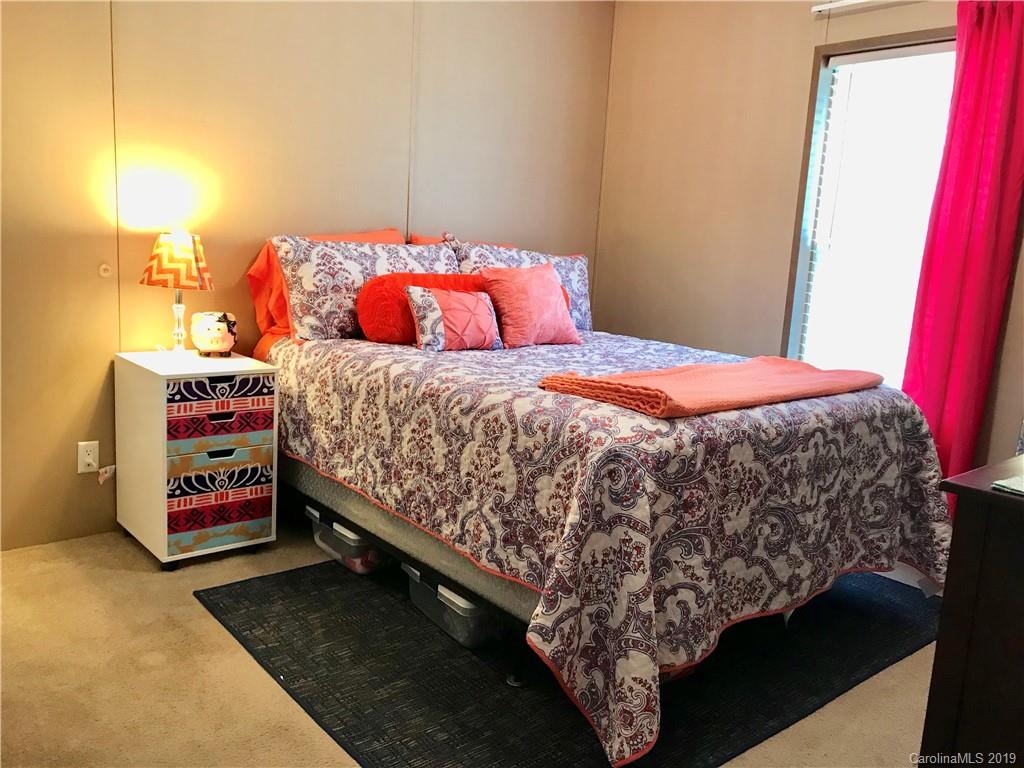72 Lansing Road Waynesville, NC 28786 - Photo 13 of 36 Gallery Image 13