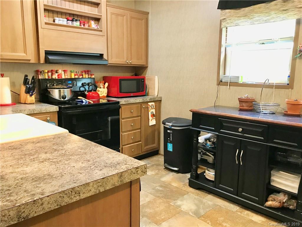 72 Lansing Road Waynesville, NC 28786 - Photo 20 of 36 Gallery Image 20