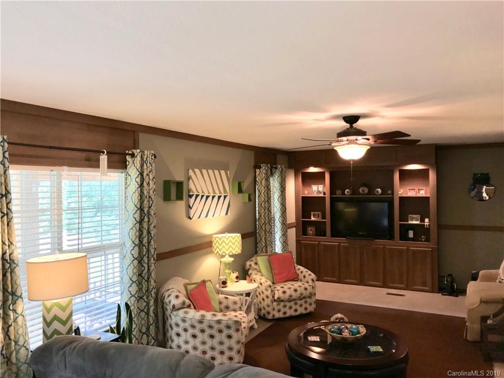72 Lansing Road Waynesville, NC 28786 - Photo 6 of 36 Gallery Image 6
