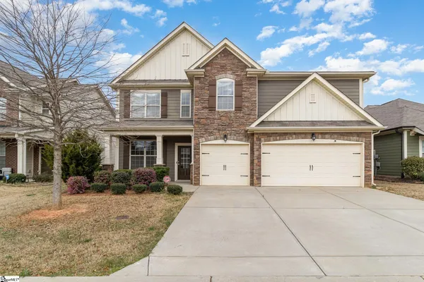 $449,000 | 215 Redmont Court, Simpsonville, SC 29680