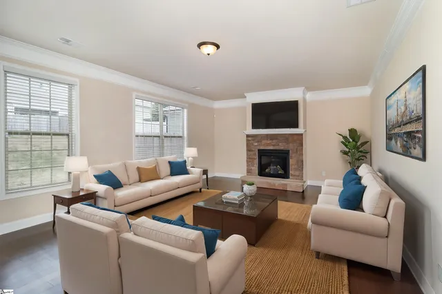 $487,400 | 215 Redmont Court, Simpsonville, SC 29680