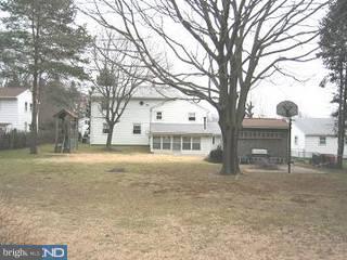 166 Dungan Road Southampton, PA 18966 - Photo 2 of 6 Gallery Image 2
