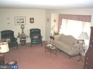 166 Dungan Road Southampton, PA 18966 - Photo 4 of 6 Gallery Image 4