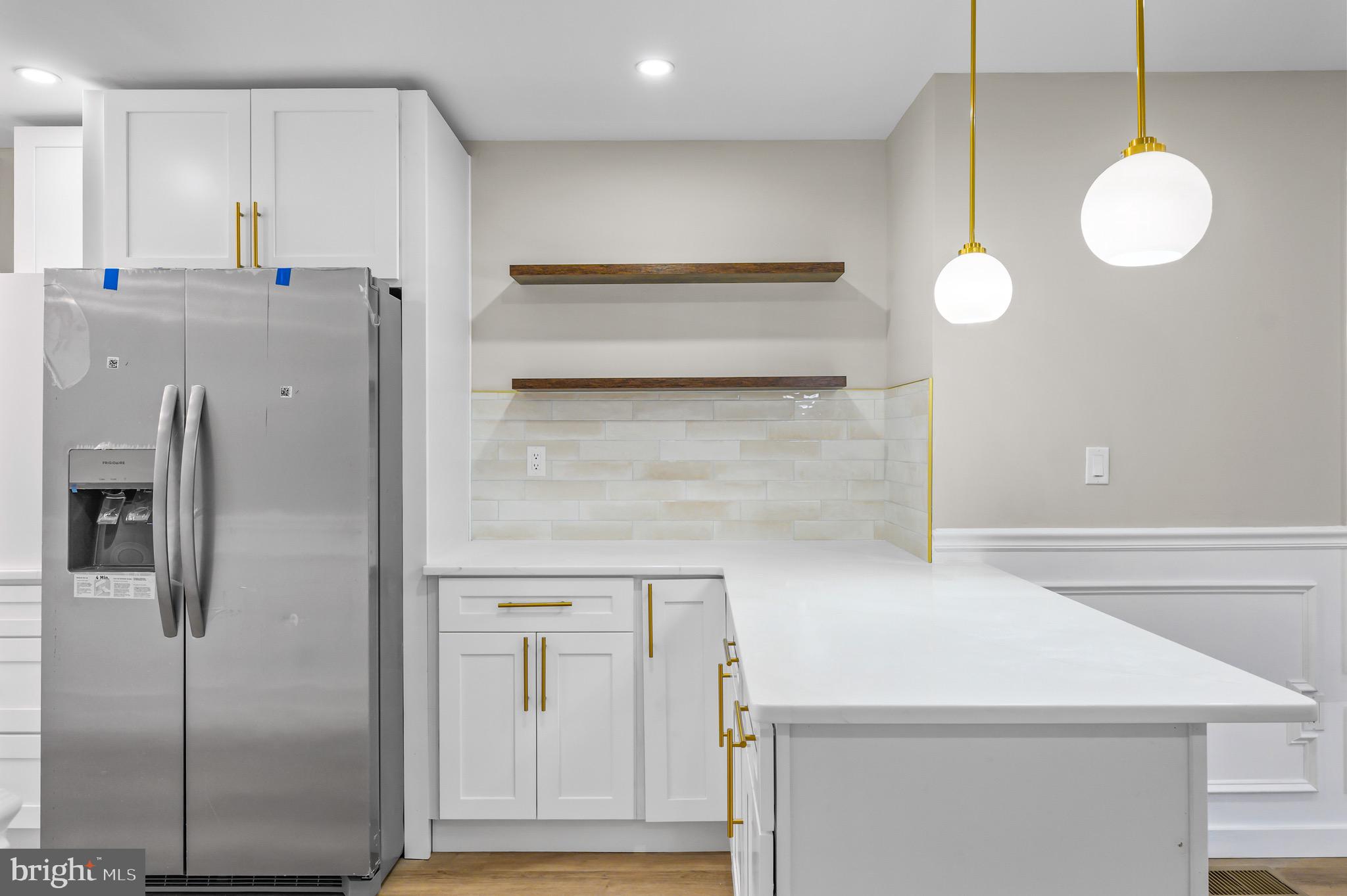 613 Hawks Bridge Road Carneys Point, NJ 08069 - Photo 11 of 38